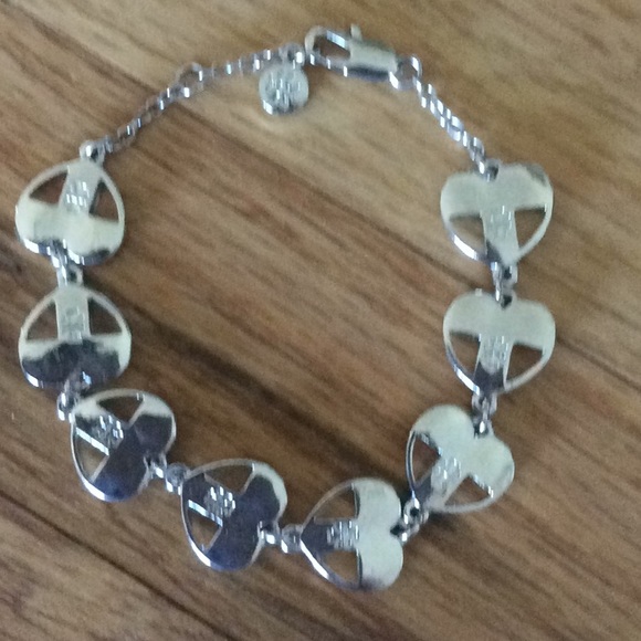 Tory Burch Signature Logo Heart Bracelet Set - Picture 2 of 7